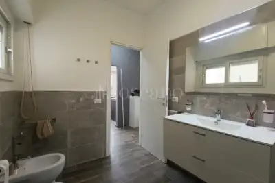 Villino a Schiera in affitto, Via dei Lillà, Anzio