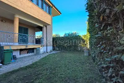 Villa Plurifamiliare in vendita, Via Anagnina, Roma