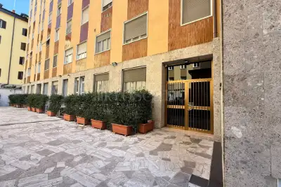Casa in affitto, Via Salasco, Milano