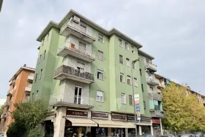 Casa in vendita, Via Angelo Inganni, Milano