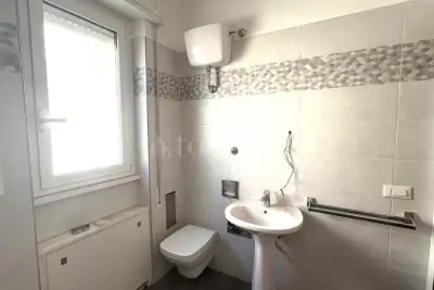 Casa in vendita, Via Pietro Castelli, Roma
