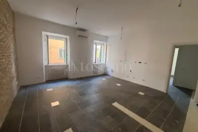 Casa in vendita, Via Urbano II, Roma