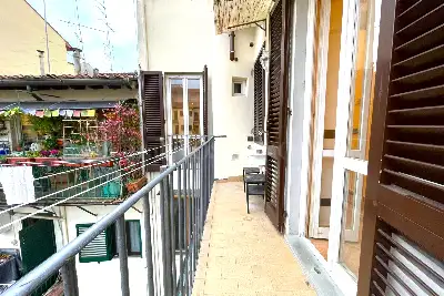 Casa in vendita, Via Guelfa, Firenze