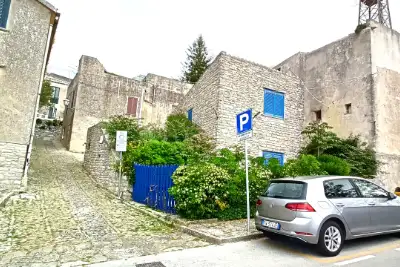 Casa in vendita, Via Conte Pepoli, Erice