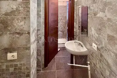 Casa in vendita, Via Pollenzo 49, Torino