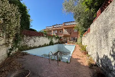 Villino a Schiera in vendita, Via Ernesto Basile, Roma