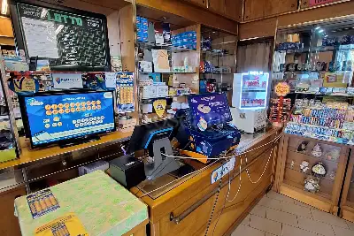 Negozio in vendita, viale guglielmo marconi 411, Roma