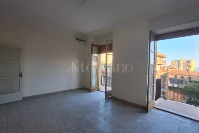 Casa in affitto, Via Pietro Mascagni, Catania
