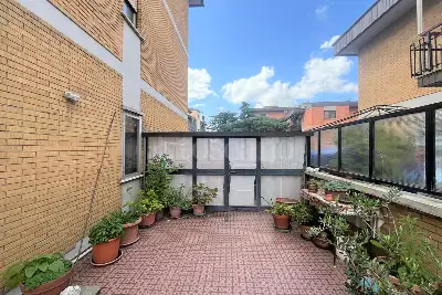 Casa in vendita, Via Alberto Casella, Prato