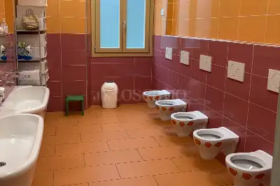 Stabile Uso Ufficio in vendita, Via Santa Gonda, Prato