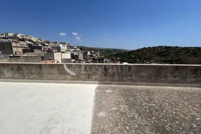 Casa in vendita, Via Angelo Cavarra, Noto