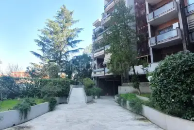 Casa in vendita, Piazzale Roberto Ardigò, Roma
