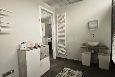 Negozio in vendita, Via Conte d'Arras, Siena