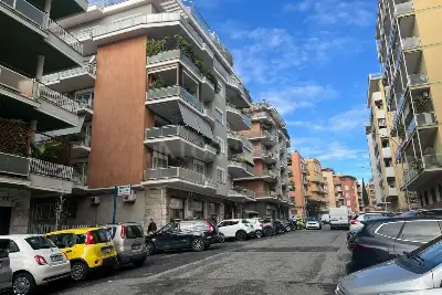Negozio in vendita, Via Attilio Friggeri , Roma