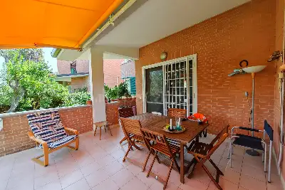 Villa in vendita, Via Antifonte di Ramnunte, Roma