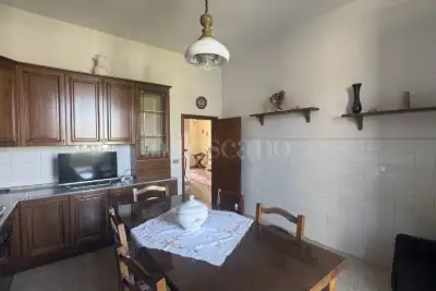 Casa Indipendente in vendita, Via dell'Alloro, Prato