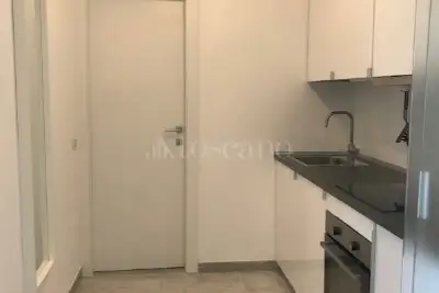 Casa in affitto, Via Pietro Giannone 9, Milano