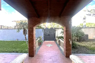 Casa in vendita, Via Eugenio Montale, Mascalucia