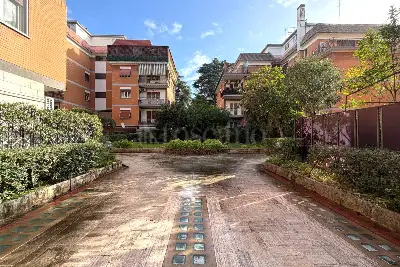 Casa in vendita, Via Luigi Capuana, Roma