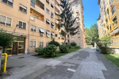 Casa in vendita, Via Flavio Stilicone, Roma