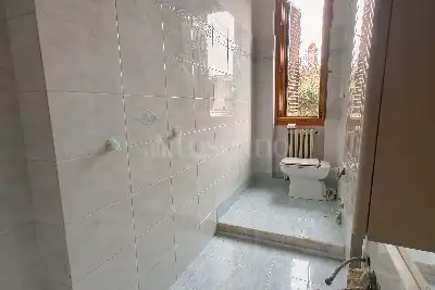 Villino a Schiera in vendita, Via Lunga di Cafaggio, Prato