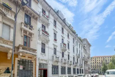 Casa in vendita, Via Rodolfo Farneti, Milano