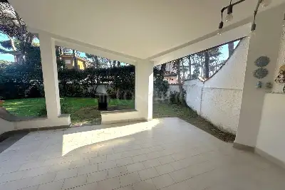 Villa Plurifamiliare in vendita, Via Nervi, Fiumicino