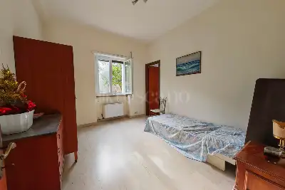 Casa in vendita, Via Teognide, Roma