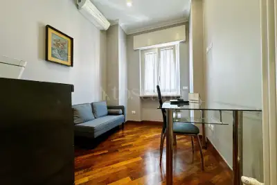 Casa in vendita, Via Laura Mantegazza, Roma