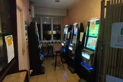 Attività Commerciale in vendita, Via Venturino, Como