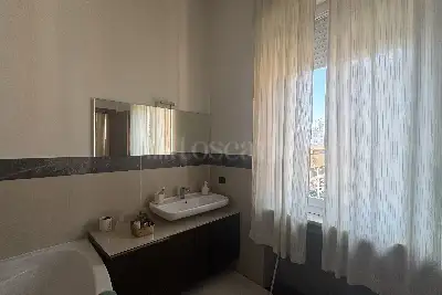 Casa in vendita, Piazza Europa, Prato