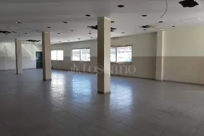 Negozio in affitto, Via Lazio, Orte