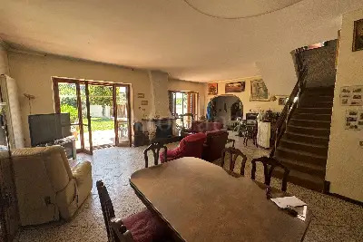 Villa in vendita, Via Cesare Pascucci, Roma