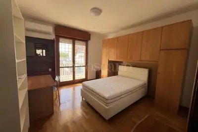 Casa in affitto, Via Giuseppe Chiarelli, Roma