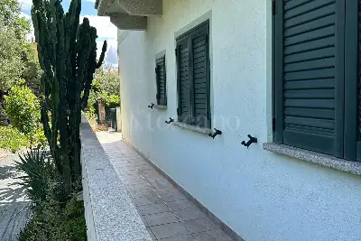 Casa in vendita, Via L. Fois, Arzachena