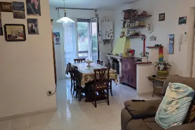 Casa in vendita, Via Degli Uliveti 34, Loreto Aprutino