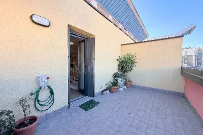 Casa in vendita, Via Senigallia, Milano