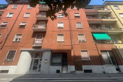 Magazzino in vendita, Via Palestro, Como