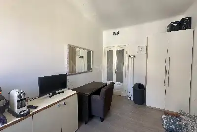 Casa in vendita, Via Piermarini 6, Milano