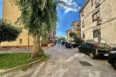 Casa in vendita, Via A. Manzoni, San Nicola la Strada