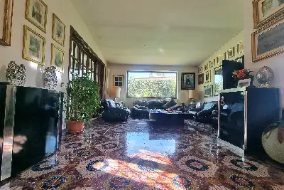 Villa in vendita, Via Montiglioni, Grottaferrata