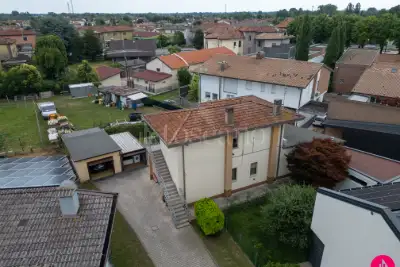 Villa Bifamiliare in vendita, Via Pastrengo, Fontanafredda