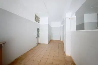 Negozio in affitto, Viale Umberto I, Sassari