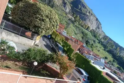 Villa in vendita, Via Castellana, Palermo