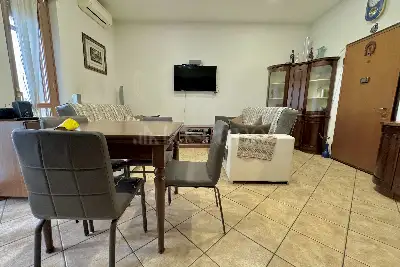 Casa in vendita, Via Boncompagni, Milano