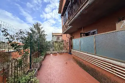 Casa in vendita, Via Luigi Galassi, Roma