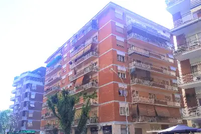 Casa in vendita, Via Diego Angeli, Roma