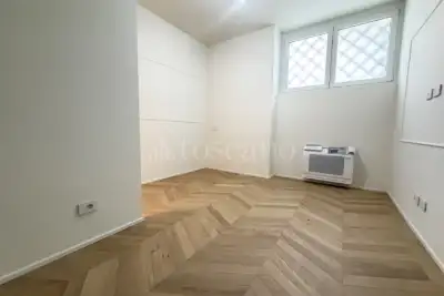 Casa in vendita, Via Giovanni da Procida 25, Milano