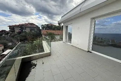 Villa in vendita, Via Litteri, Aci Castello