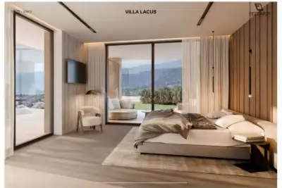 Villa in vendita, Via Barcuzzi, Lonato del Garda